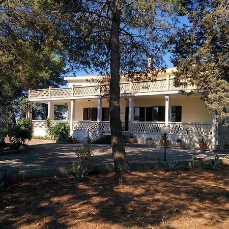 Villa 2 Fields Castellaneta Luaran gambar