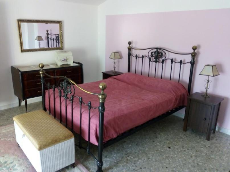 Villa 2 Fields Castellaneta Luaran gambar