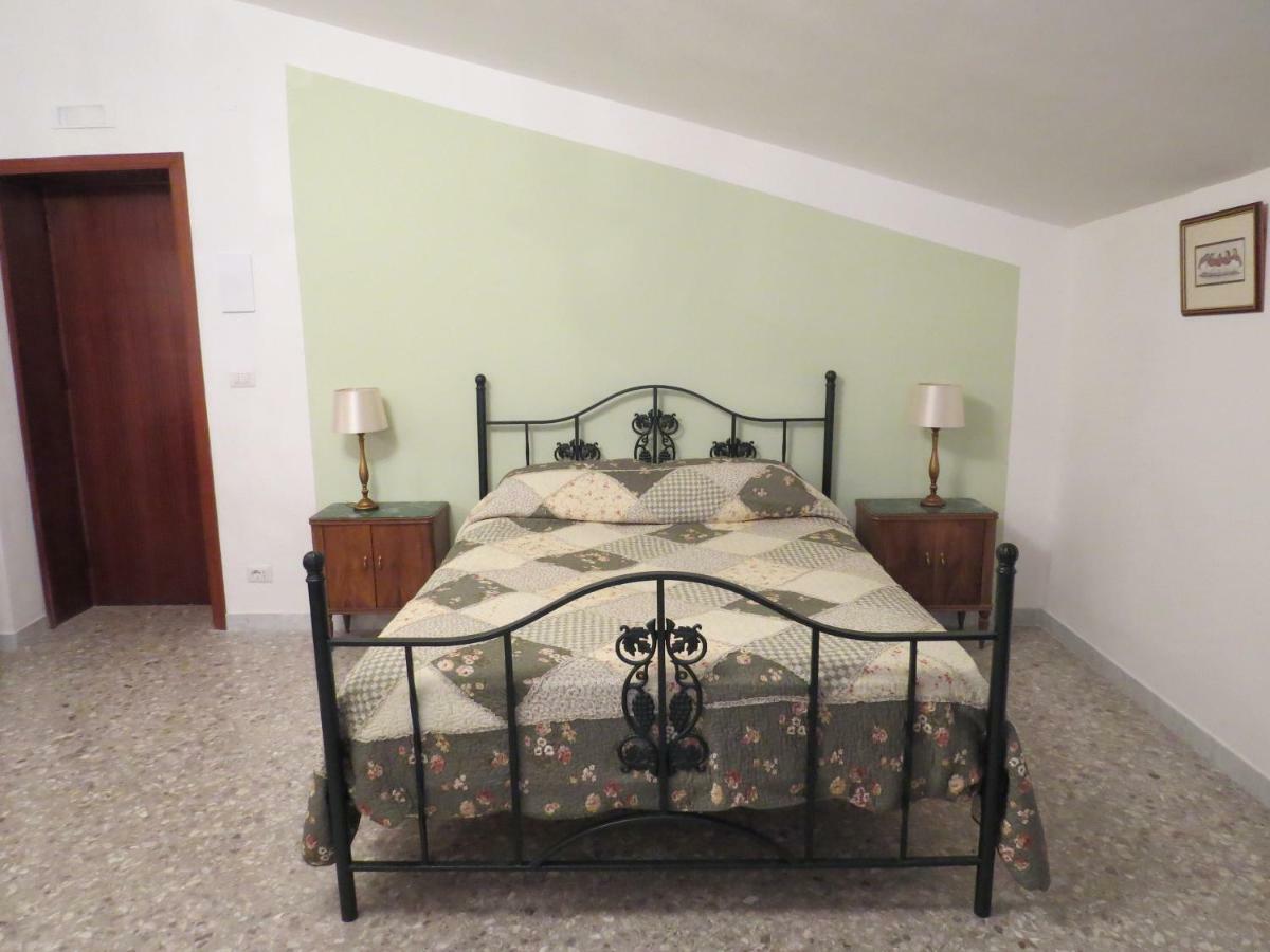 Villa 2 Fields Castellaneta Luaran gambar