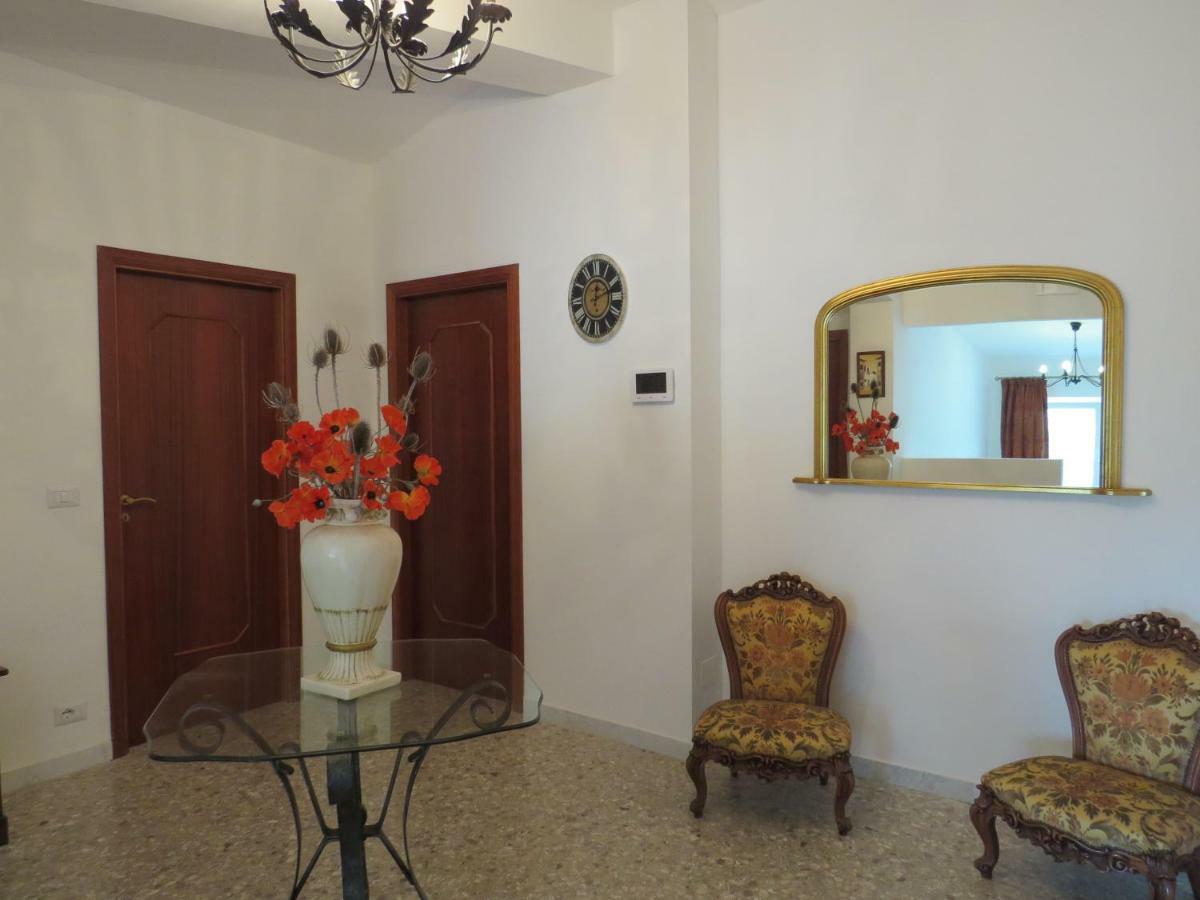 Villa 2 Fields Castellaneta Luaran gambar