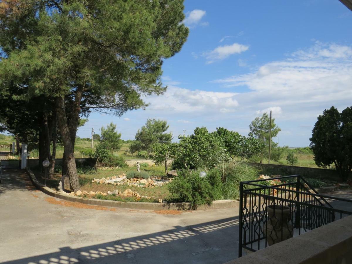 Villa 2 Fields Castellaneta Luaran gambar